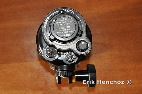 I comandi sul retro dell'YS-110 Alfa