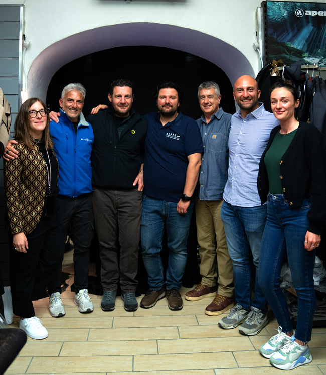 team-aqualung-subevolution