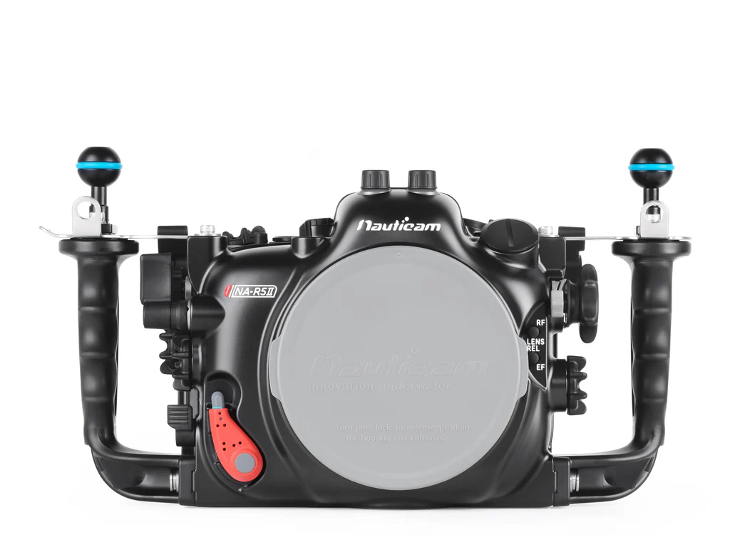 Nauticam NA-R5II per Canon EOS R5 mk2: l’accessorio ideale per sfruttare al massimo la tua mirrorless Canon in ogni immersione.