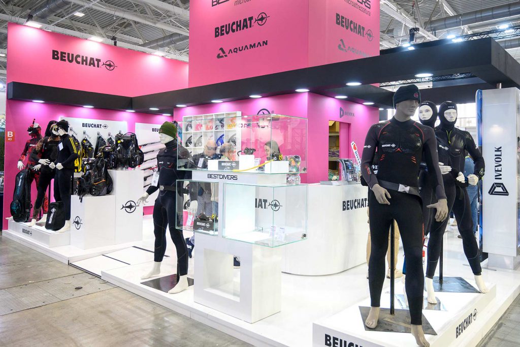 Stand Beuchat fiera subacquea, attrezzature diving  intervista a emilio mancuso